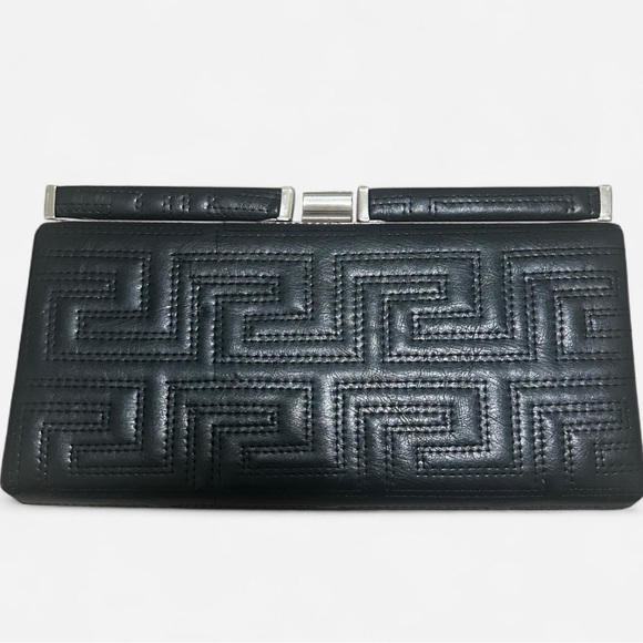 Handbags - Black Geometric Clutch